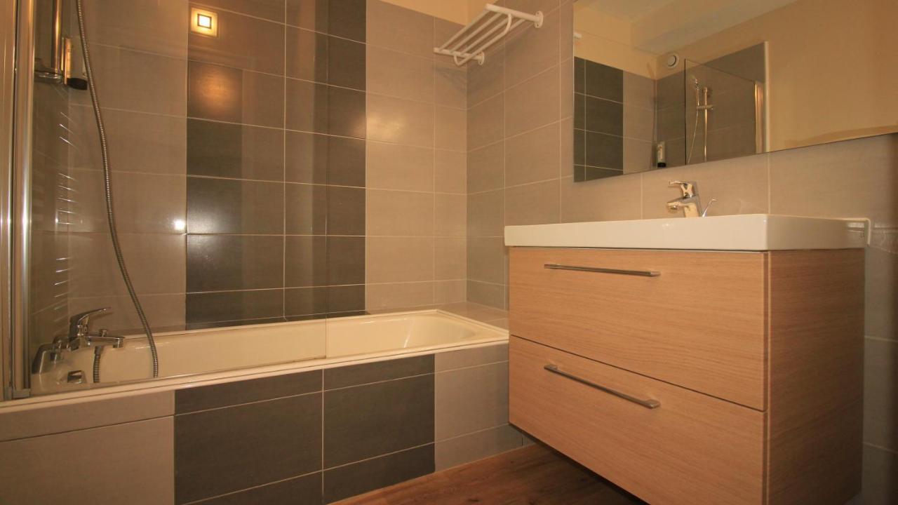 Logis Hotel Lodge La Valette Cesson-Sevigne Luaran gambar