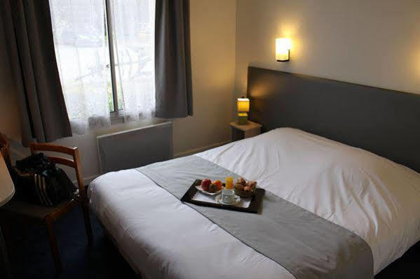 Logis Hotel Lodge La Valette Cesson-Sevigne Luaran gambar