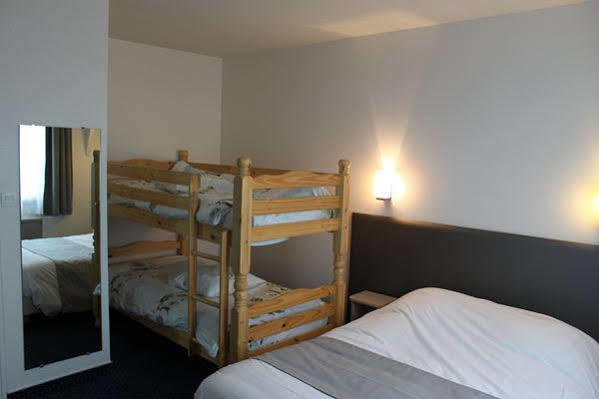 Logis Hotel Lodge La Valette Cesson-Sevigne Luaran gambar